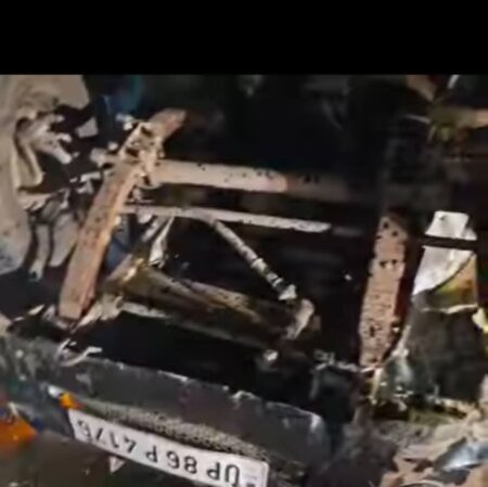 बोलेरो व ट्रैक्टर- ट्राली में हुई जोरदार टक्कर बोलेरो अनियंत्रित होकर पलटी…